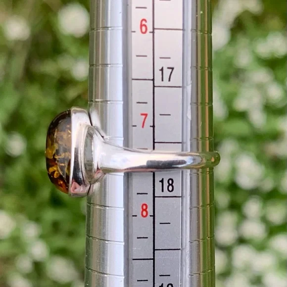 Amber and Silver Ring ~ Size 7-1/2 - Picture 6 of 6